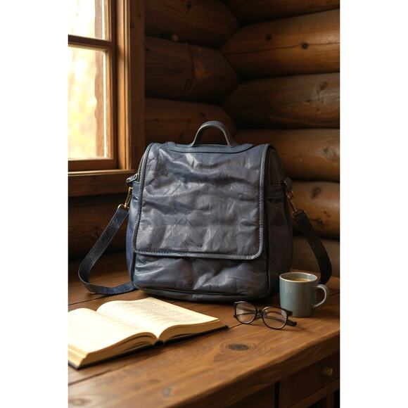 Handbag Navy Soft Genuine Cowhide Leather Crossbody Shoulder 9.5"x8"x2"  VTG - Picture 1 of 9